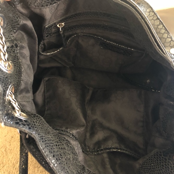 Michael kors chain purse - Picture 3 of 4